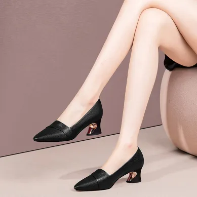 Retro Charm Women’s Sandal